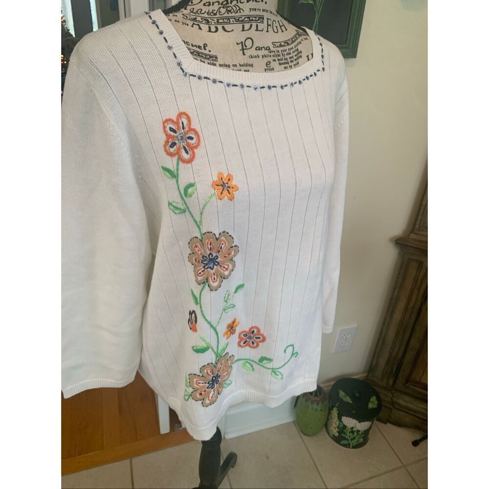 Alfred Dunner embroider Ivory sweater With Floral Design